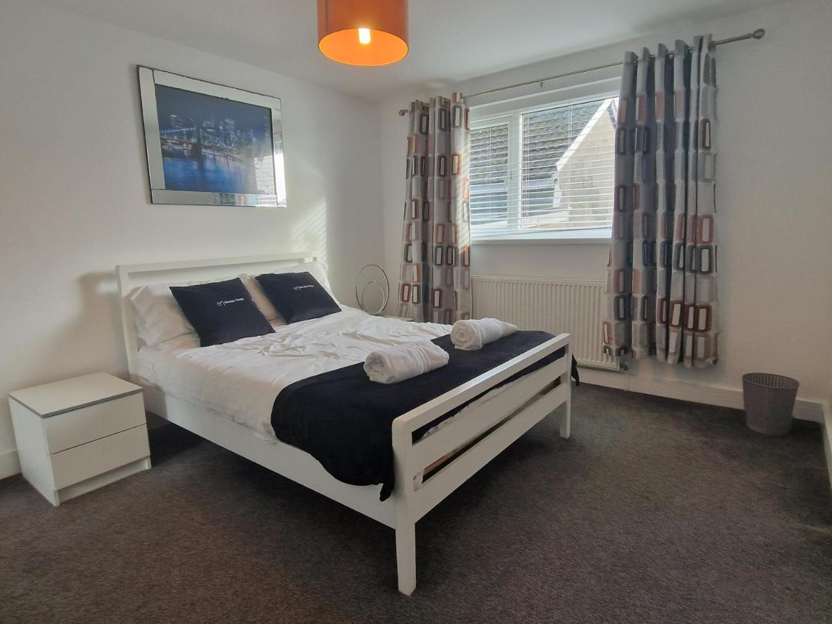 3 Bedroom Modern House. Merthyr Tydfil Near Bike Park Wales And Brecon Beacons National Park * Dowlais